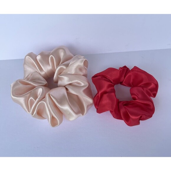 2 New Black And Red Satin Scrunchie Hair Tie XLarge & Large Set - Picture 1 of 8